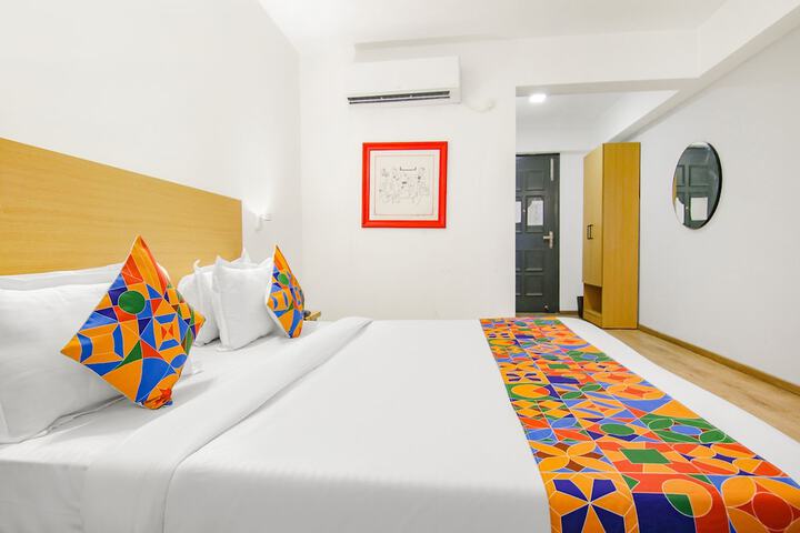Room 21 of 38