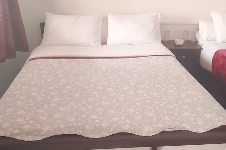 Room 5 of 7