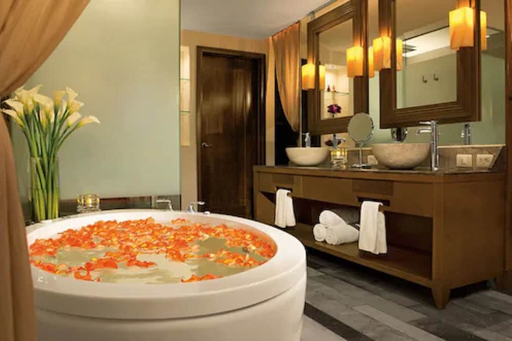 Bath Interior
