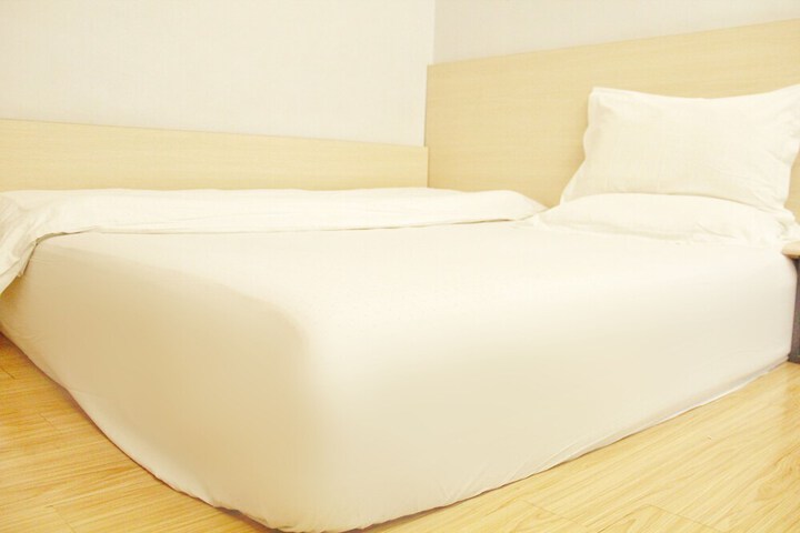 Room 21 of 29