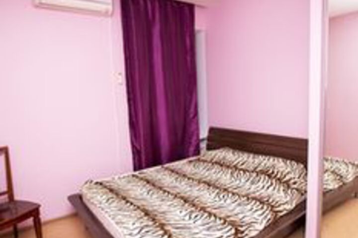 Room 13 of 88