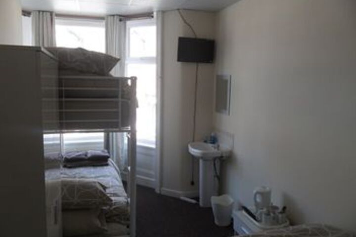 Room 13 of 24