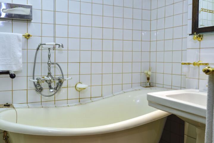 Bath Interior