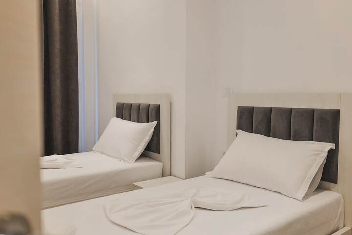 Room 21 of 64