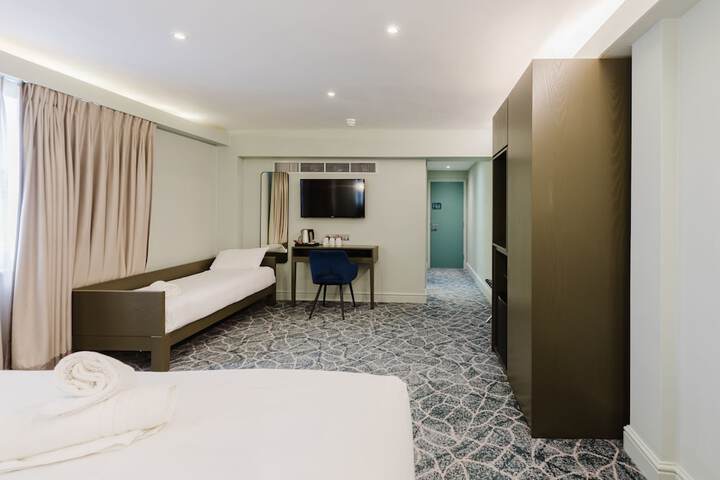 Room 133 of 263