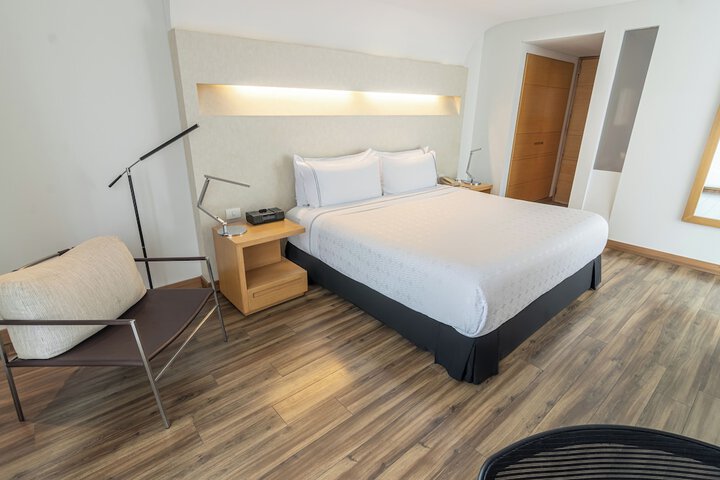 Room 14 of 91