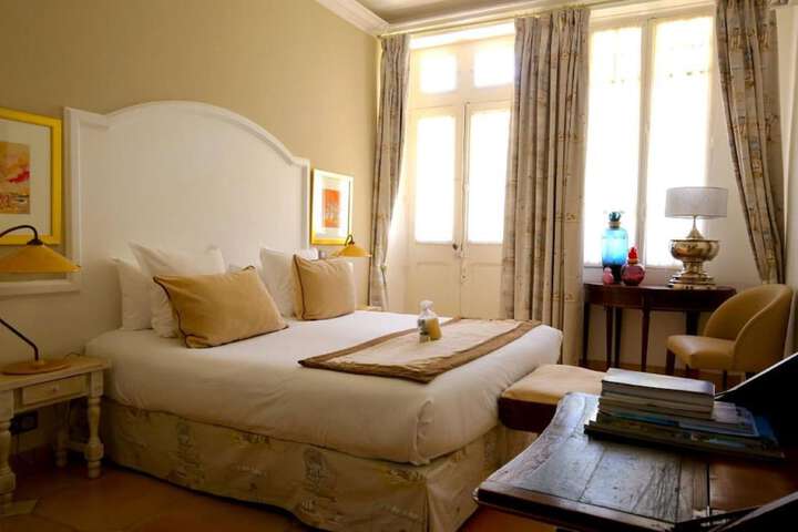 Room 30 of 78