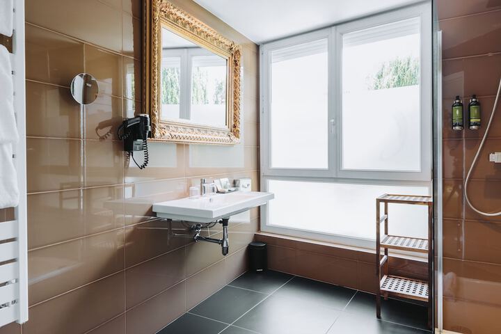 Bathroom Interior Photo