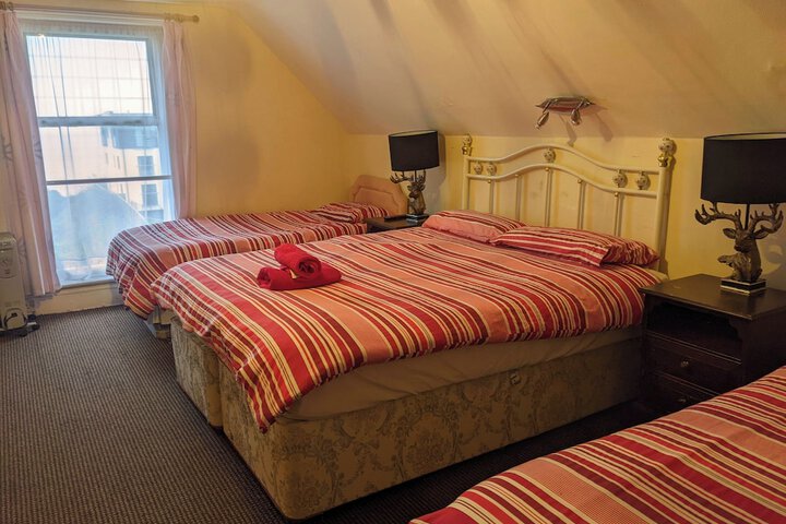 Room 21 of 44