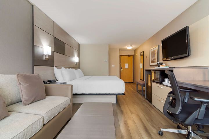 Room 14 of 81