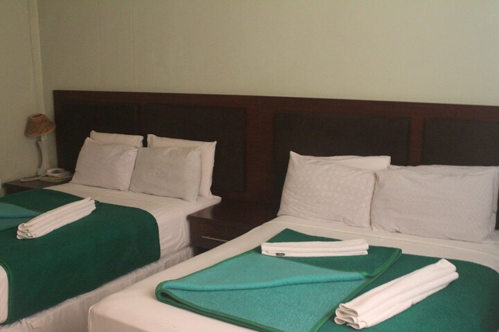 Room 7 of 24