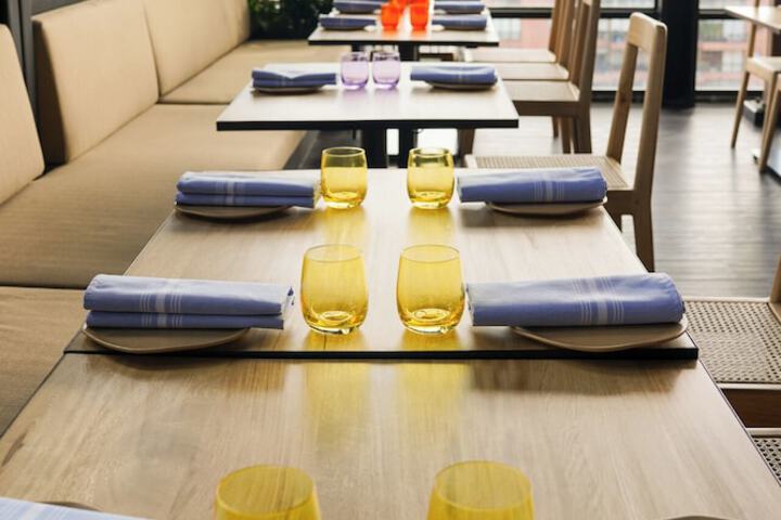 Dining 23 of 43
