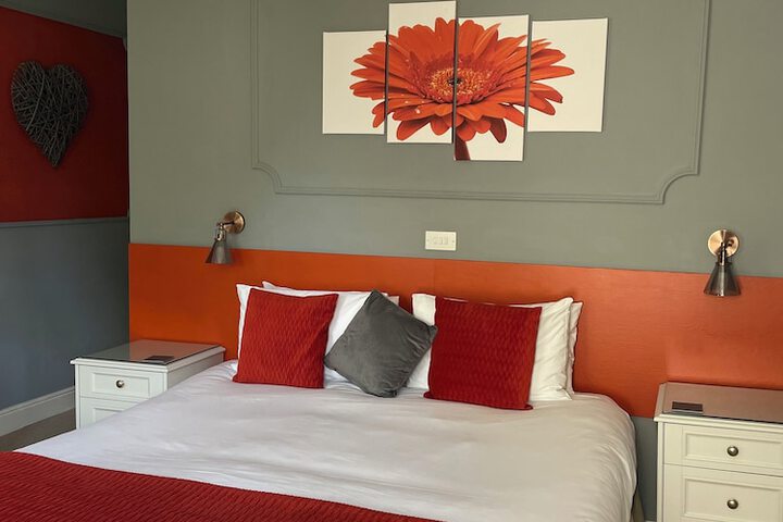 Room 25 of 54
