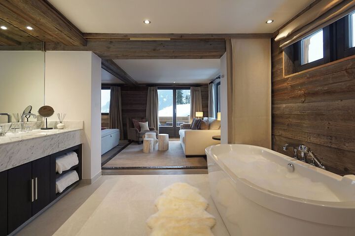 Room 9 of 45
