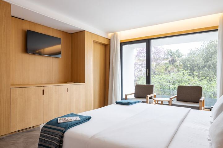 Room 40 of 75