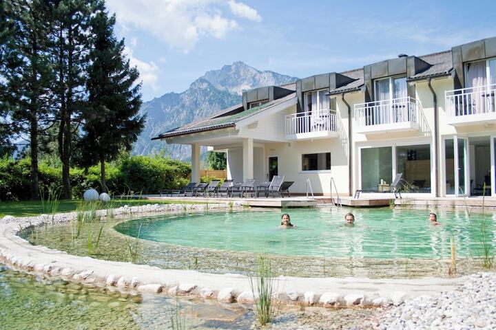 Hotel with Pool