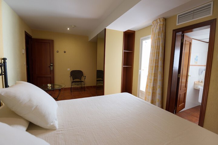 Room 19 of 61