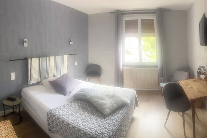 Room 12 of 23