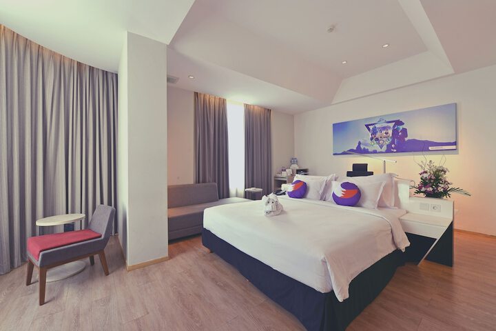 Room 10 of 43