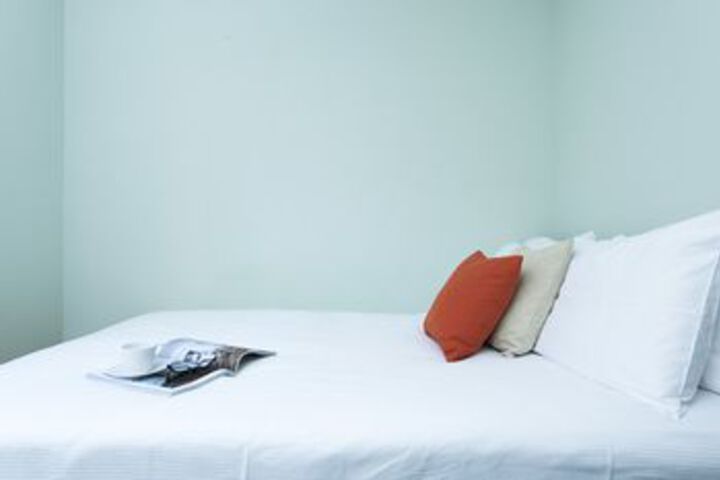 Room 11 of 23