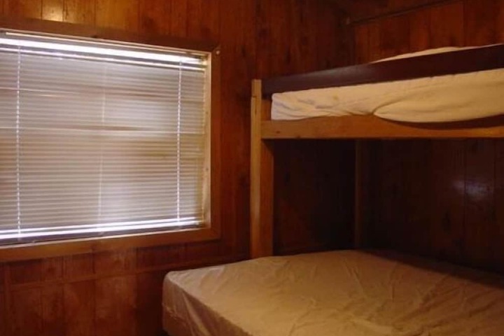 Room 2 of 25