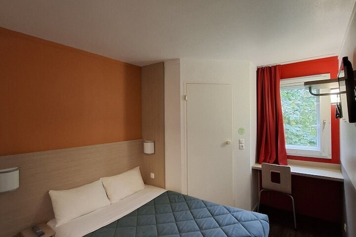 Room 5 of 21