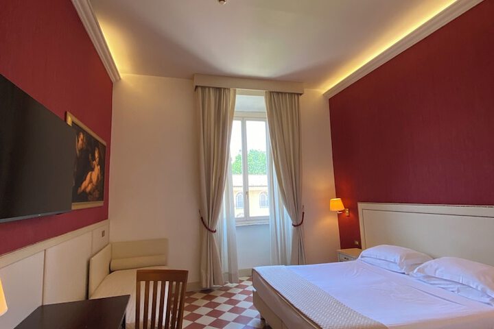 Room 82 of 180