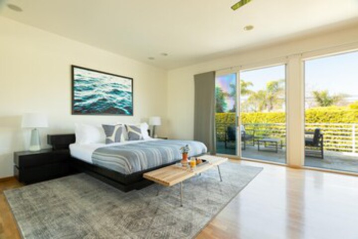 Room 40 of 51