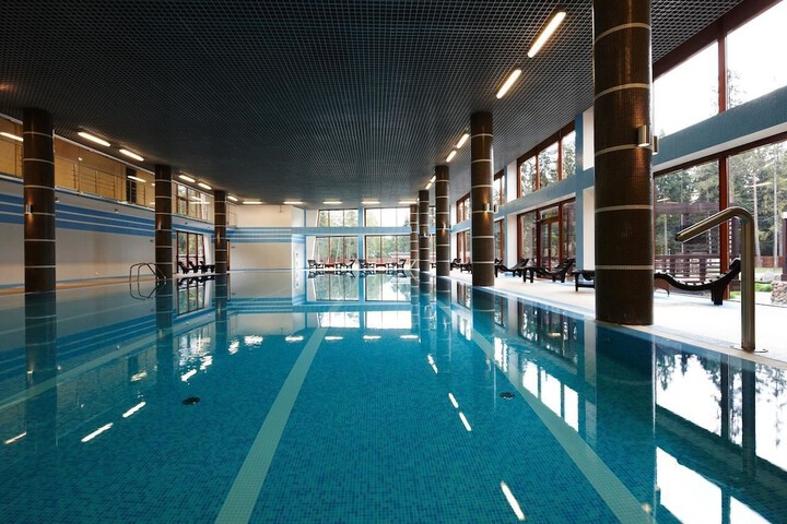 Pool 54 of 123