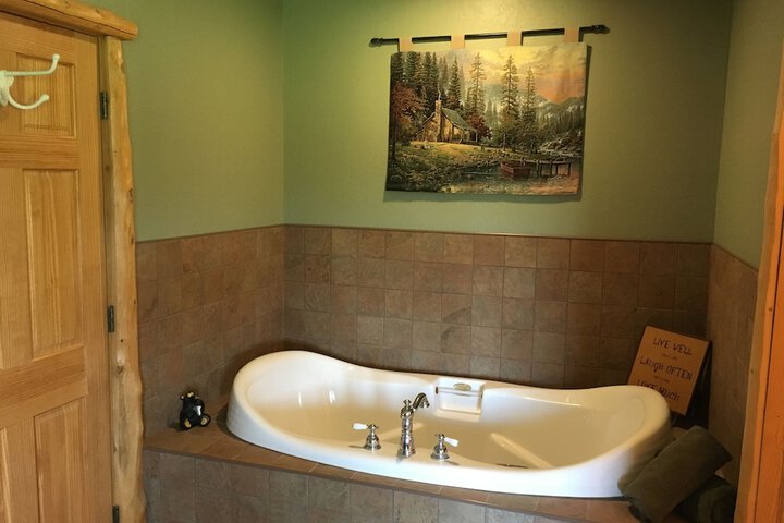 Room 13 of 21