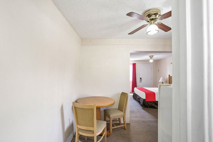 Room 7 of 35