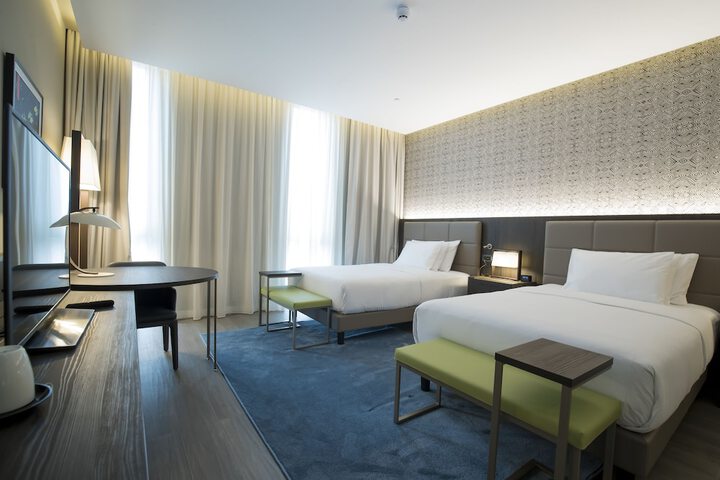 Room 8 of 46