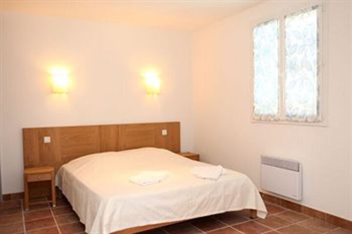 Room 10 of 23