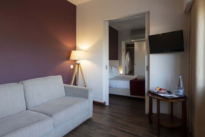 Room 41 of 105