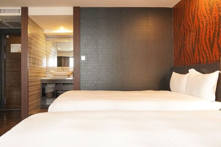 Room 22 of 47