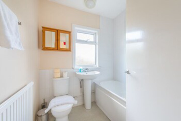 Room 4 of 25