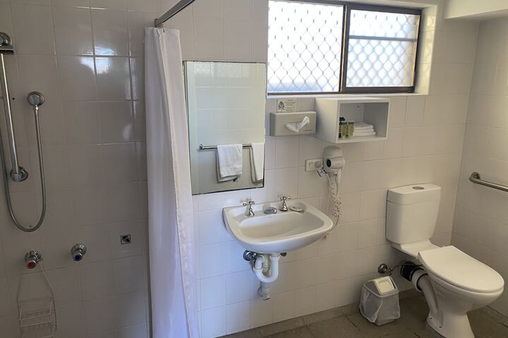 Room 15 of 26