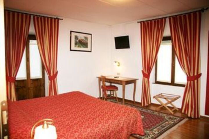 Room 35 of 54