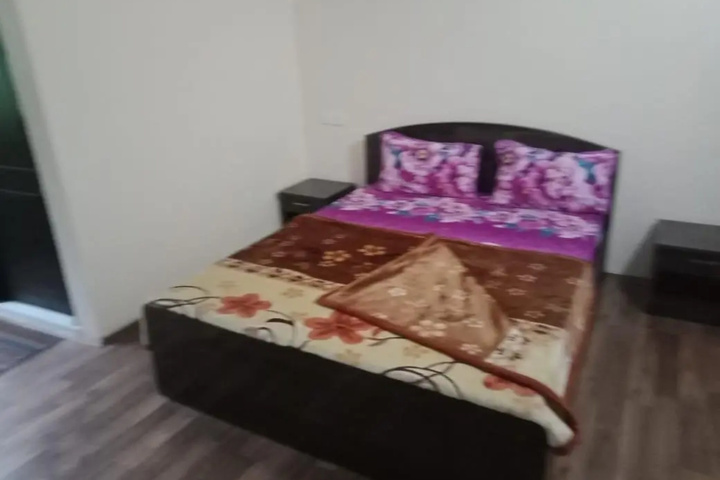 Room 5 of 15