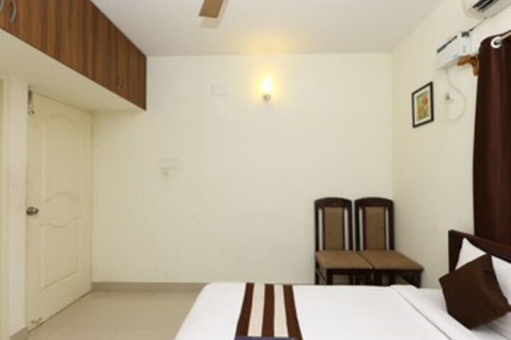Room 7 of 23