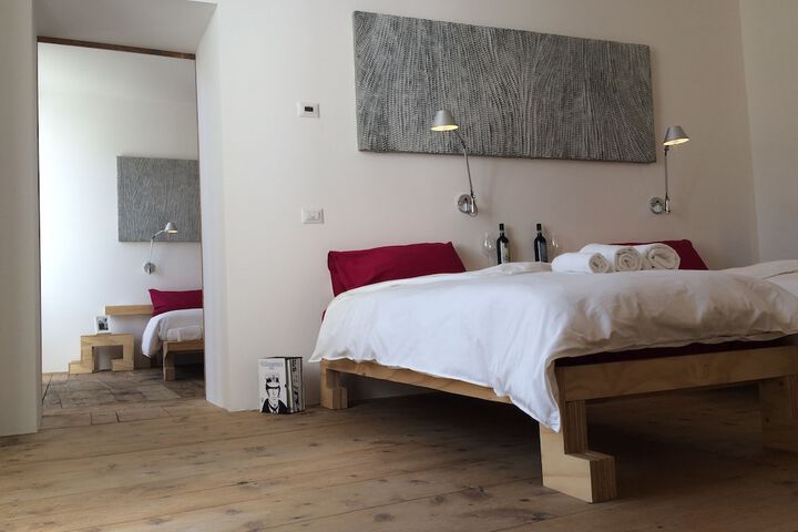 Room 14 of 29