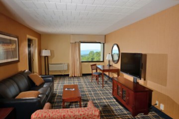 Room 7 of 30