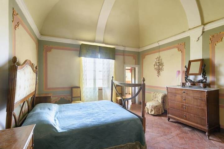Room 19 of 22