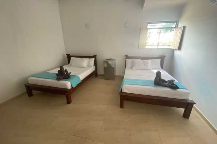 Room 16 of 27