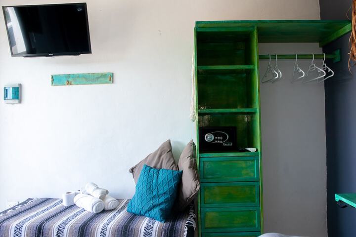 Room 15 of 113