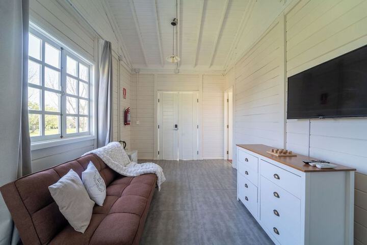 Room 13 of 73