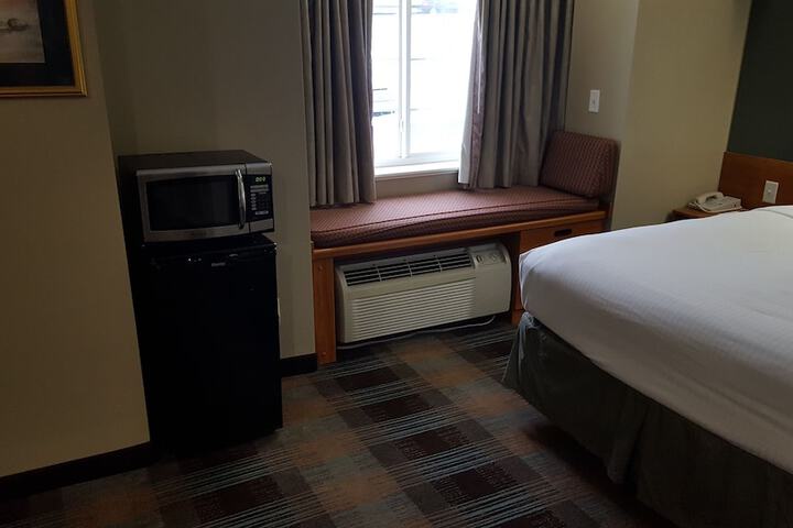 Room 10 of 41