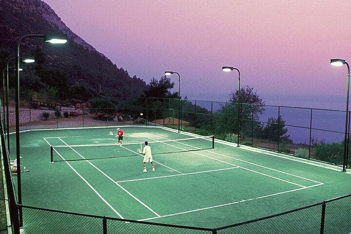 Tennis court
