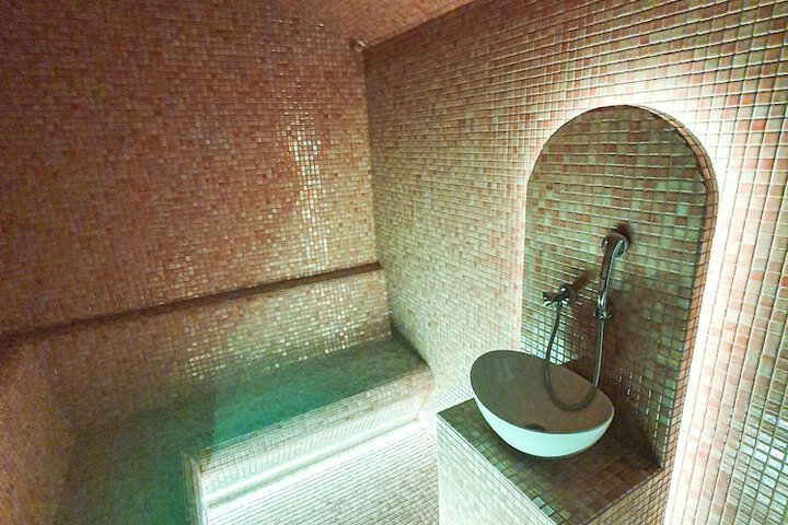 Room 58 of 87