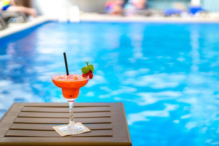 Pools & Facilities